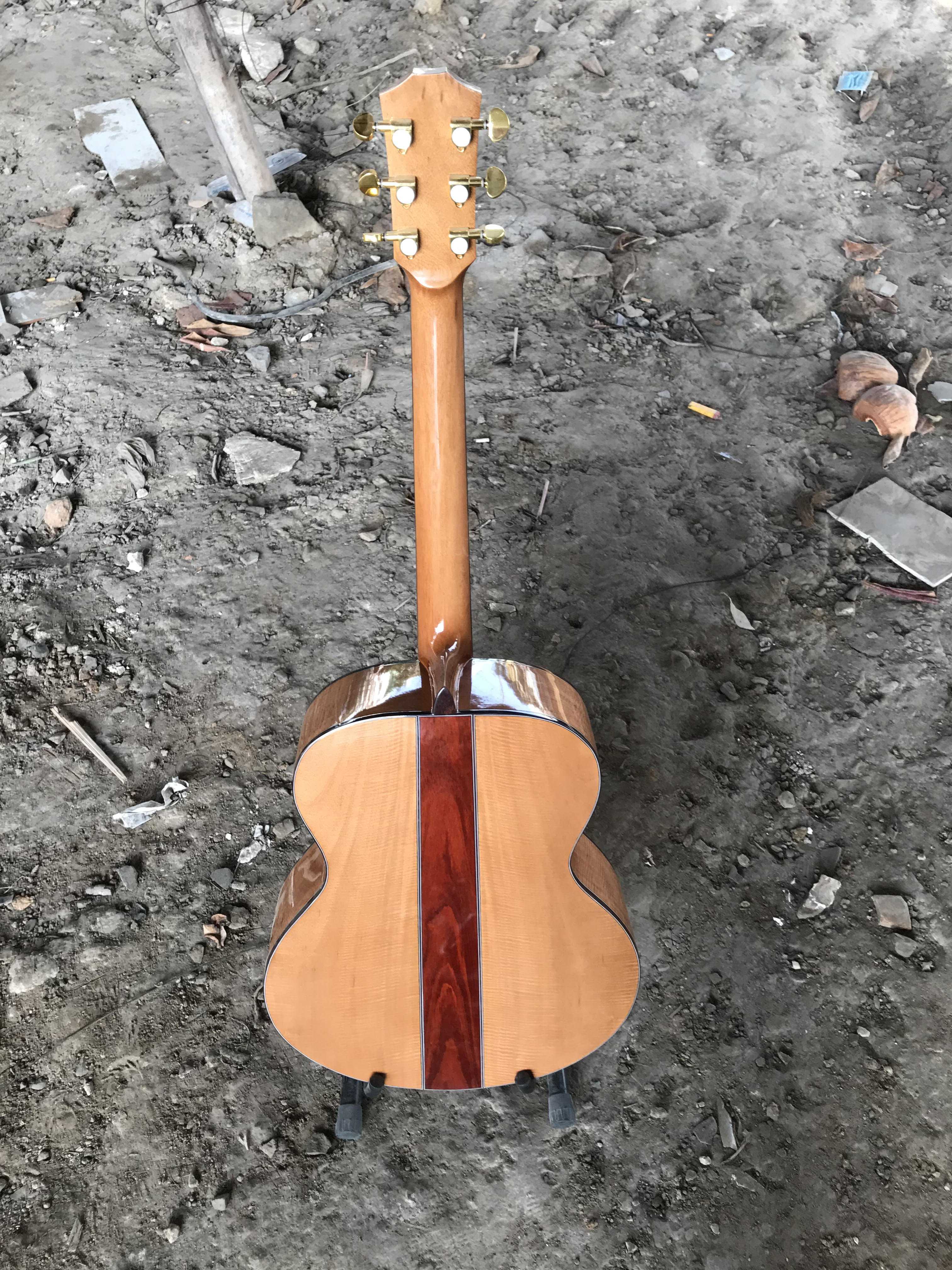 GUITAR ACOUSTIC GỖ MAPLE CƯỜM DÁNG OM