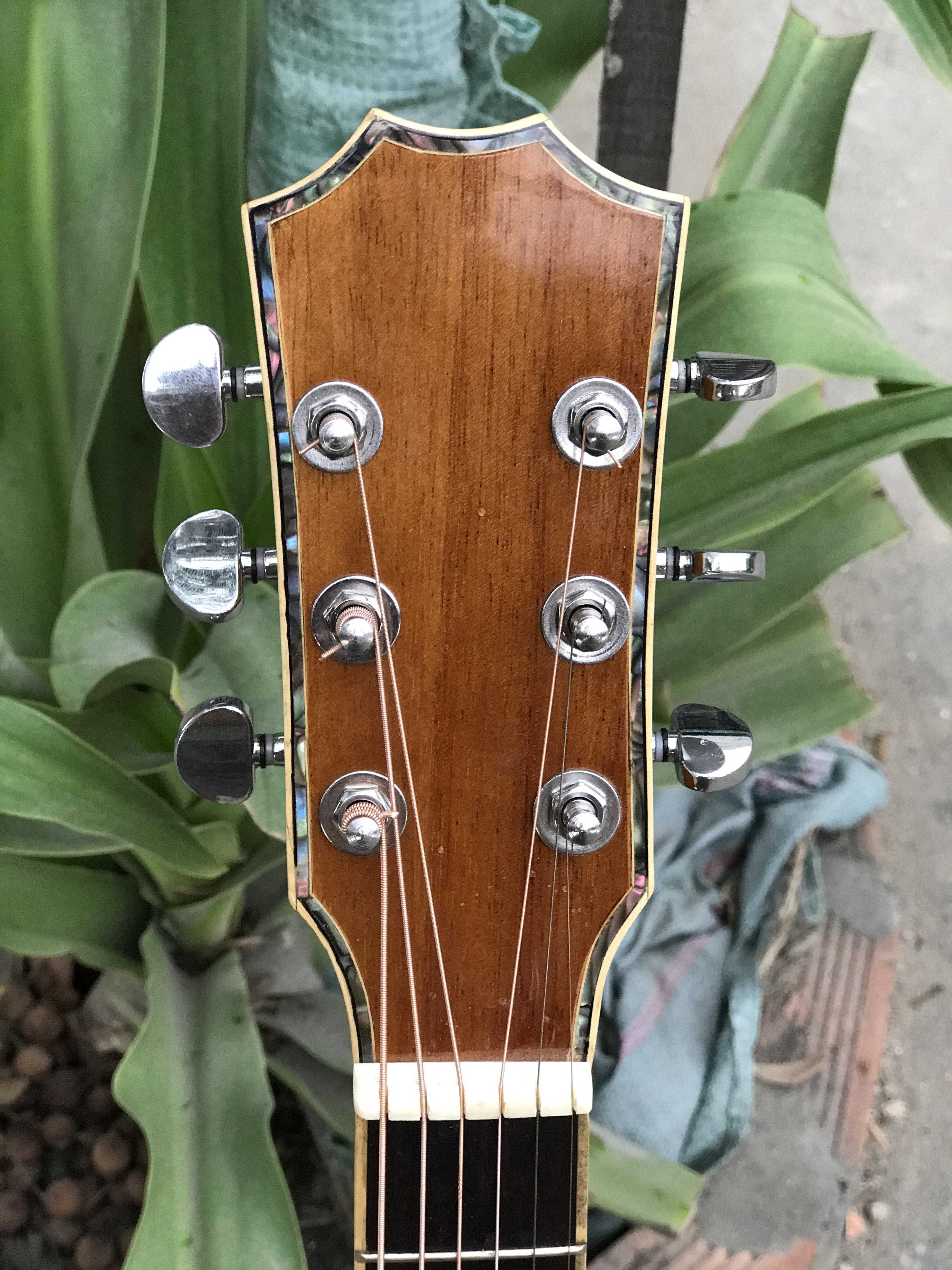 GUITAR ACOUSTIC GỖ HỒNG ĐÀO KỸ DÁNG A KHUYẾT