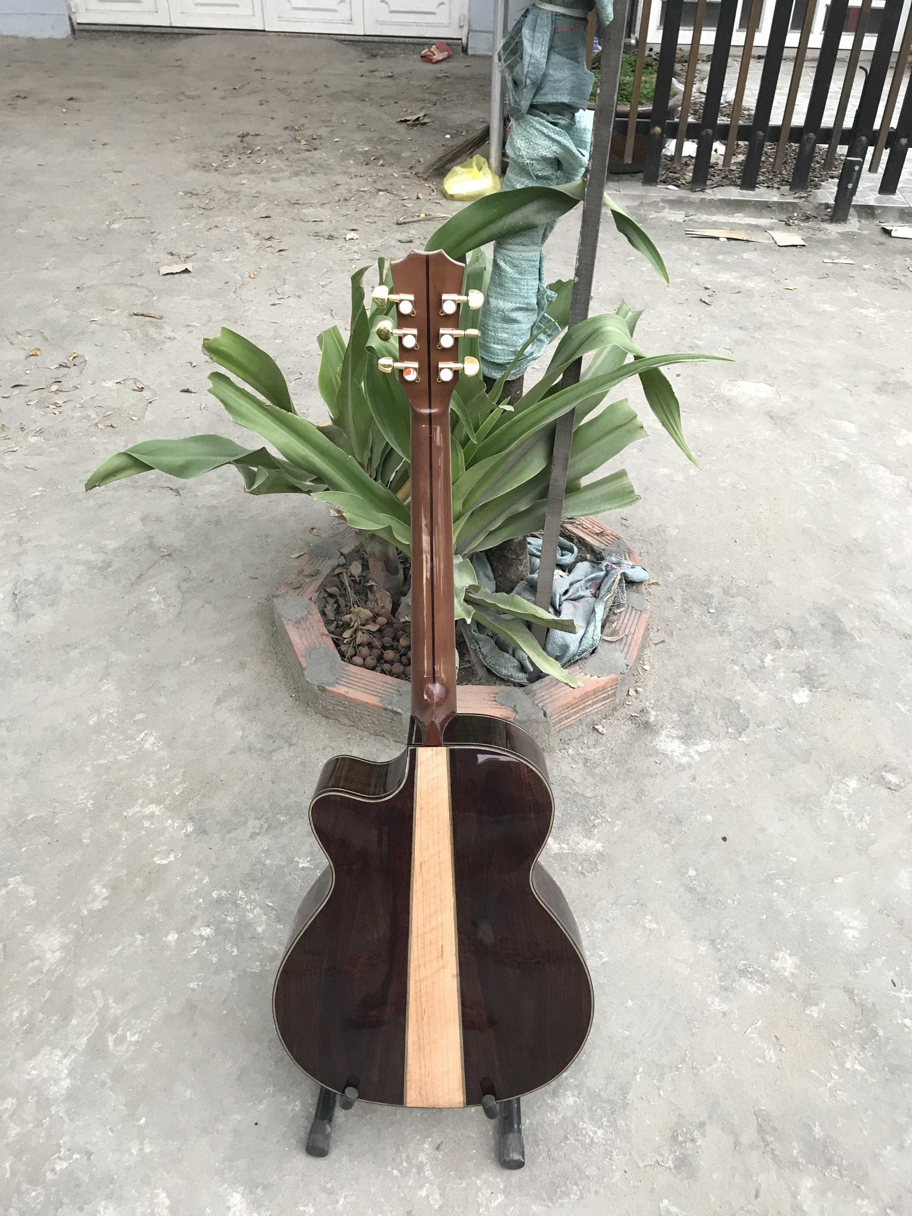 GUITAR ACOUSTIC GỖ BRAZILIAN ROSEWOOD DÁNG A KHUYẾT VÁT TAY VÁT LƯNG