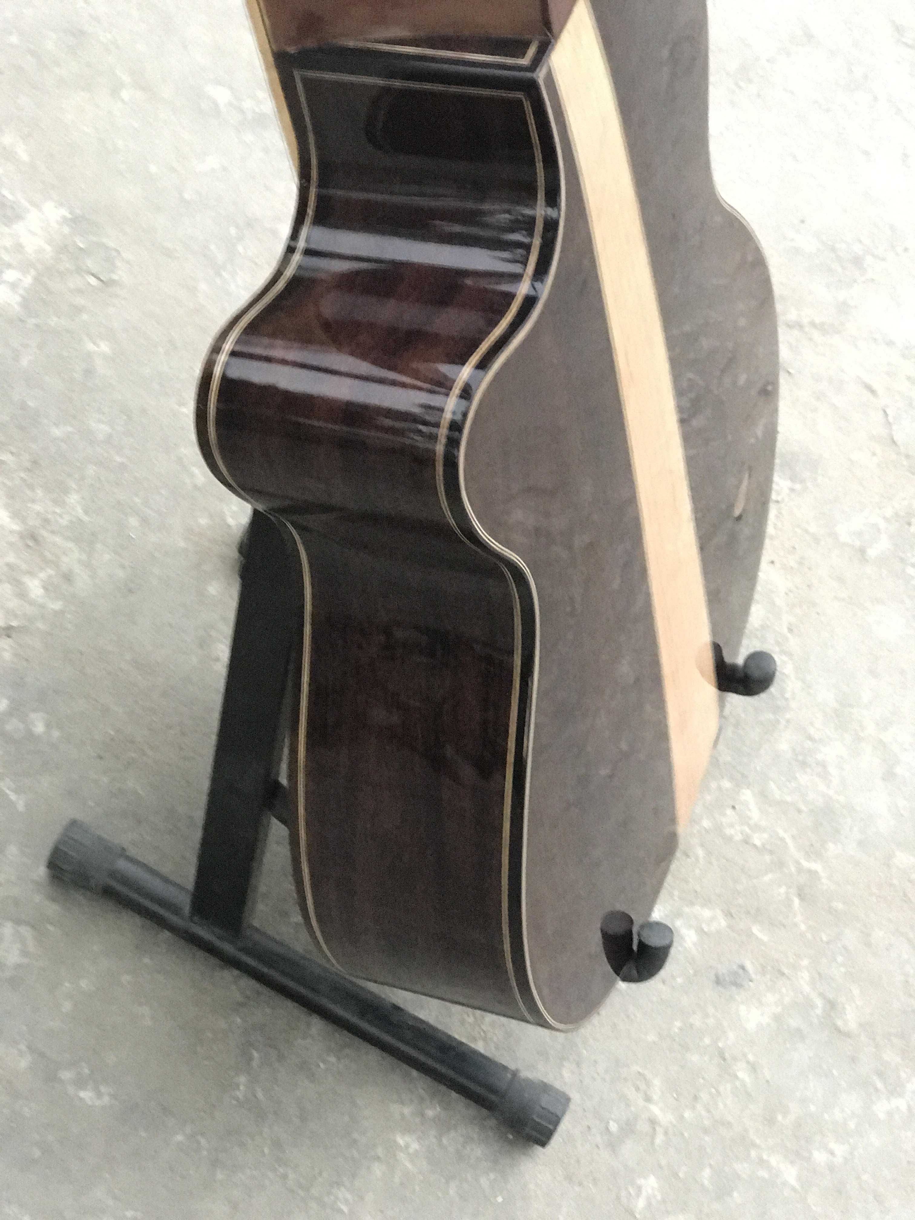 GUITAR ACOUSTIC GỖ BRAZILIAN ROSEWOOD DÁNG A KHUYẾT VÁT TAY VÁT LƯNG