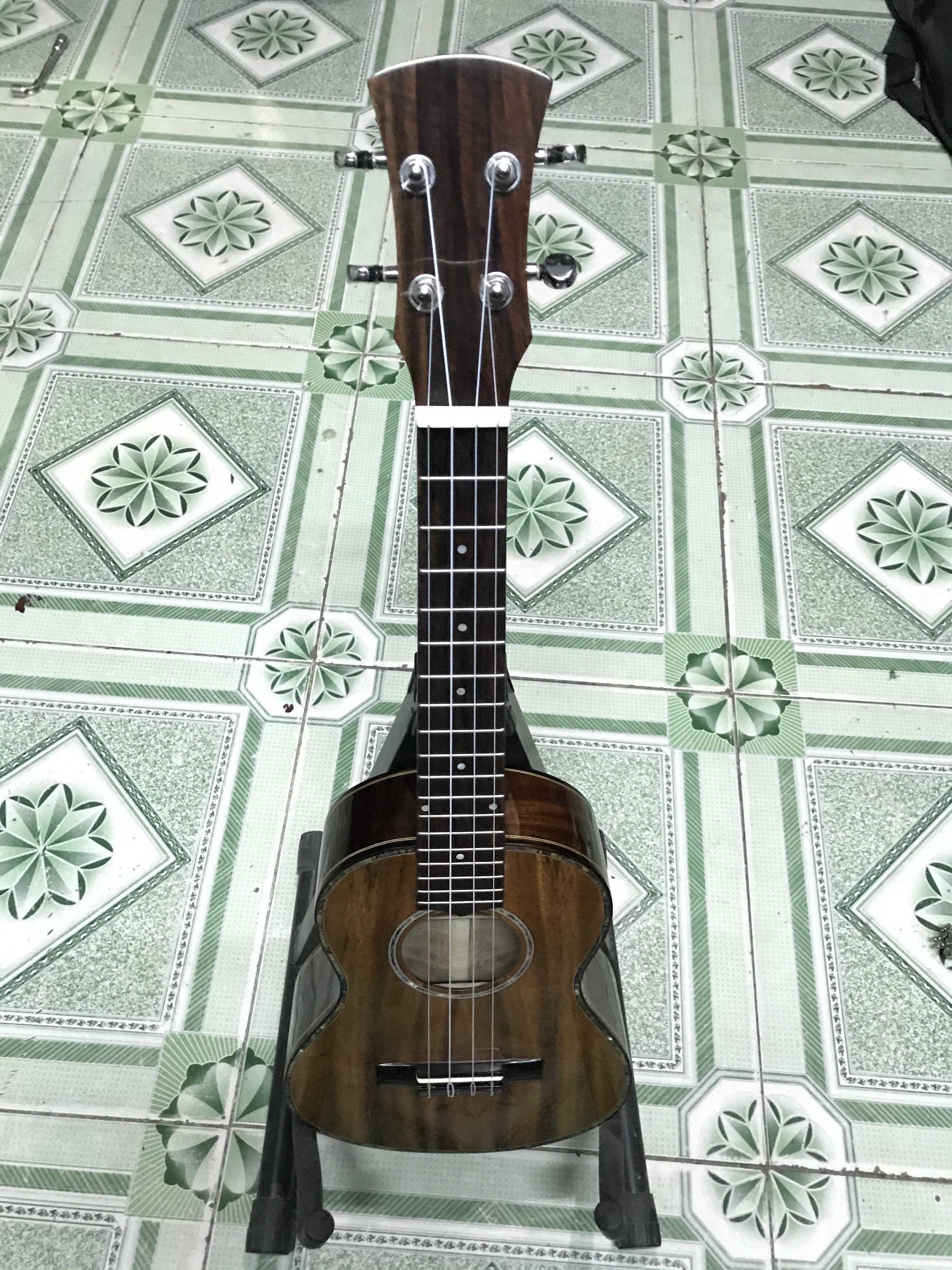 UKULELE GỖ ĐIỆP