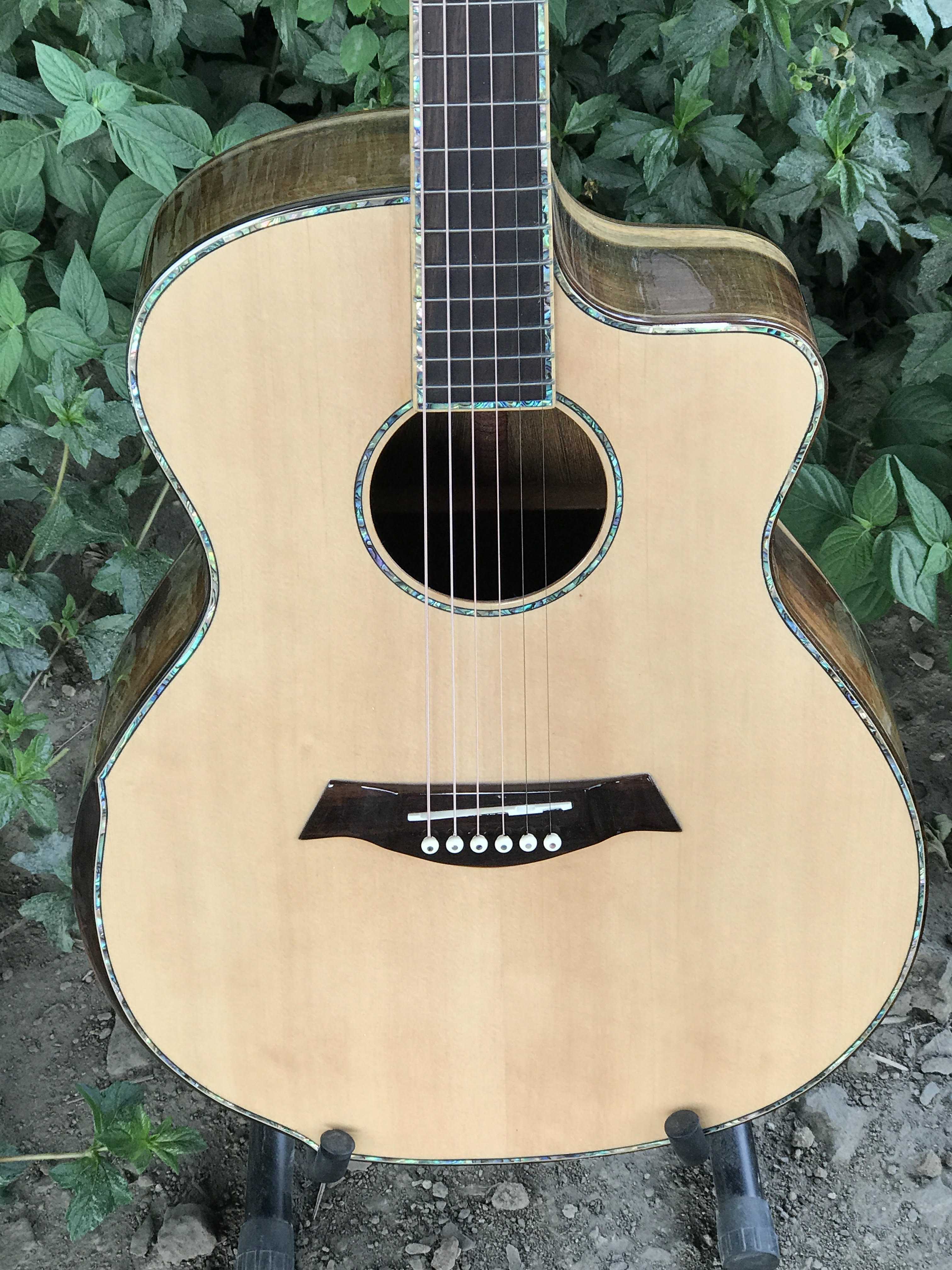 GUITAR ACOUSTIC GỖ TRẮC NAM PHI DÁNG A KHUYẾT CẨN XÀ CỪ TUYỆT PHẨM 