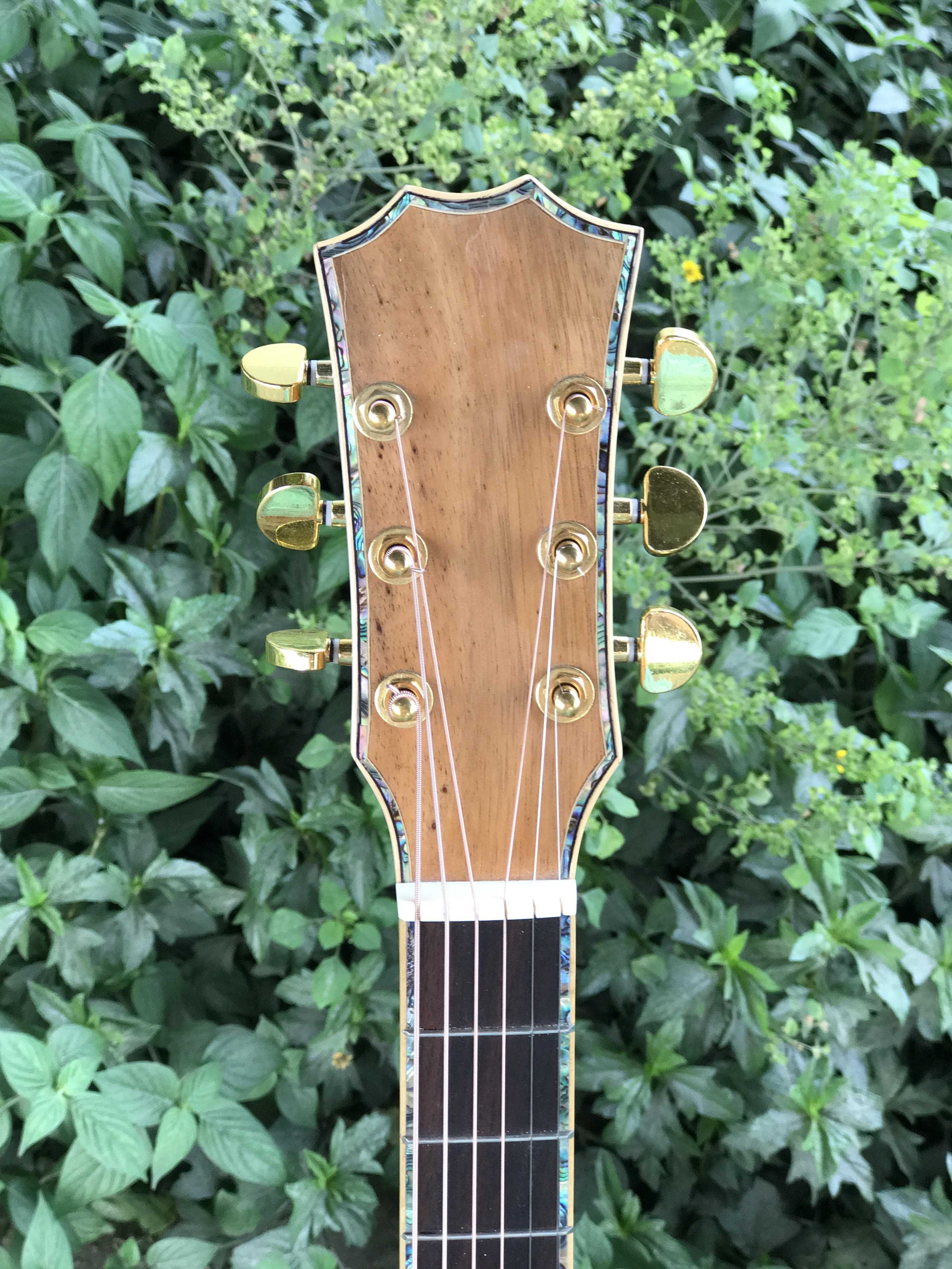 GUITAR ACOUSTIC GỖ TRẮC NAM PHI DÁNG A KHUYẾT CẨN XÀ CỪ TUYỆT PHẨM 