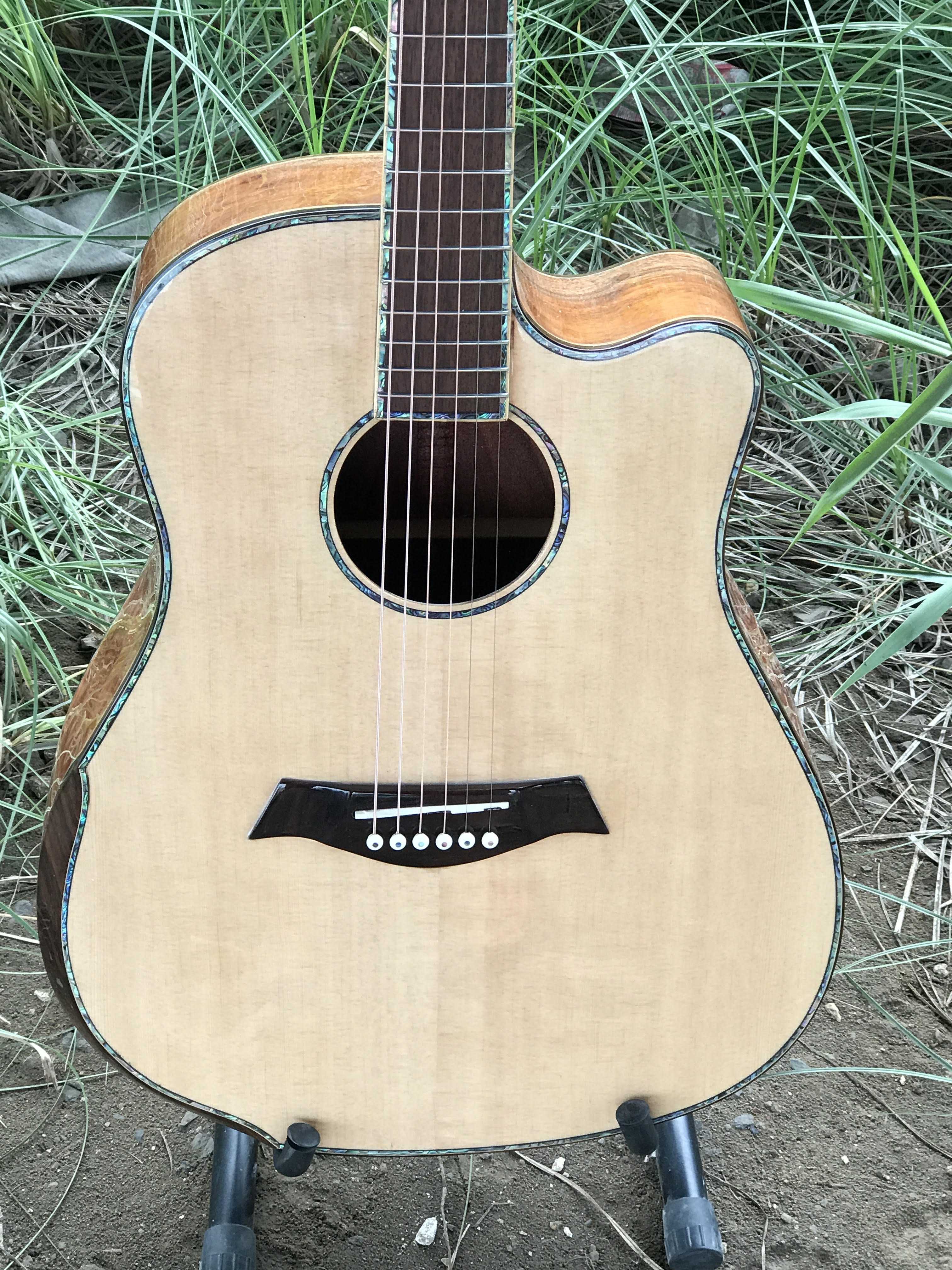 GUITAR ACOUSTIC GỖ KOA MỸ DÁNG D KHUYẾTCẨN XÀ CỪ TUYỆT PHẨM 