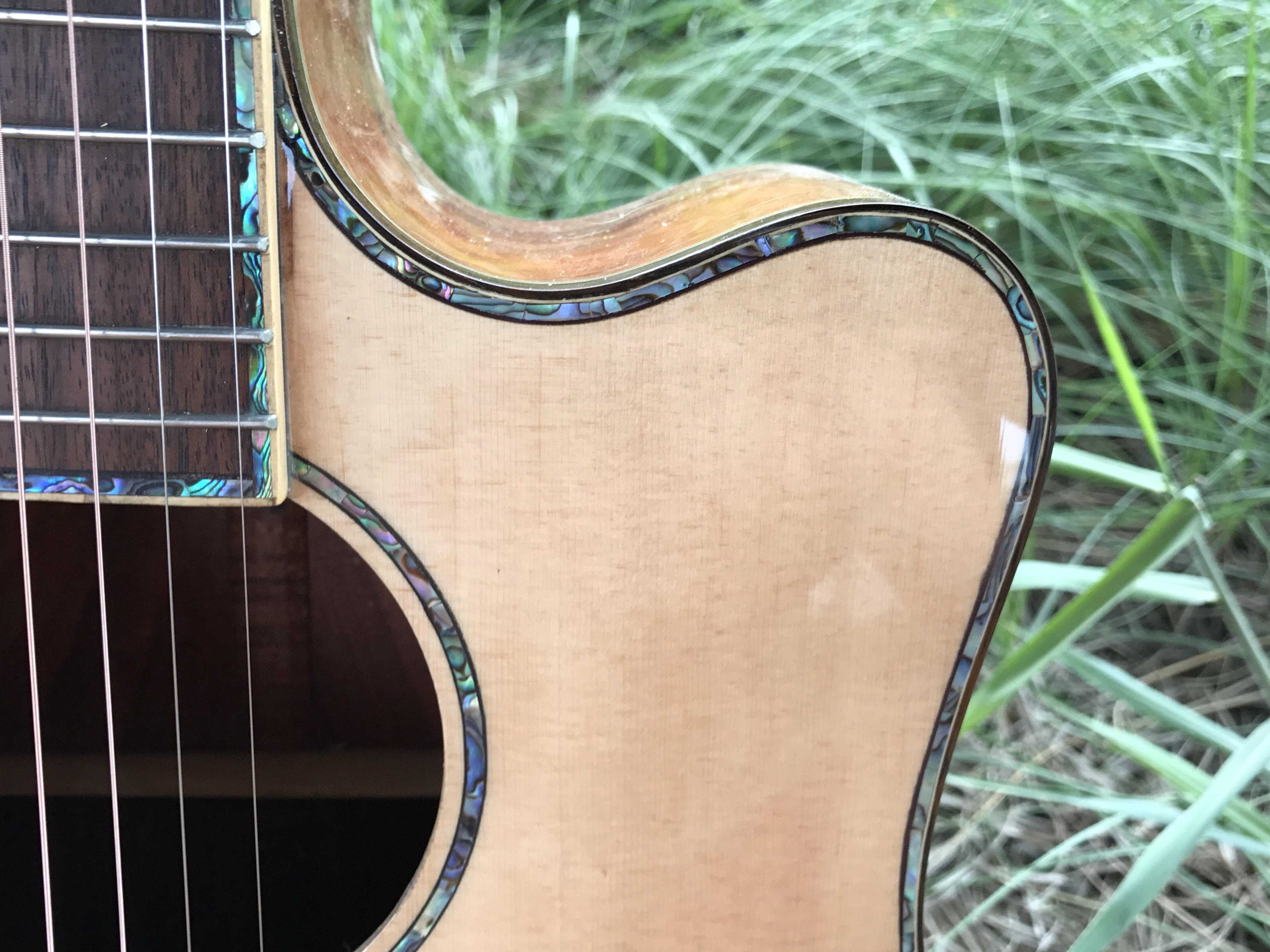 GUITAR ACOUSTIC GỖ KOA MỸ DÁNG D KHUYẾTCẨN XÀ CỪ TUYỆT PHẨM 