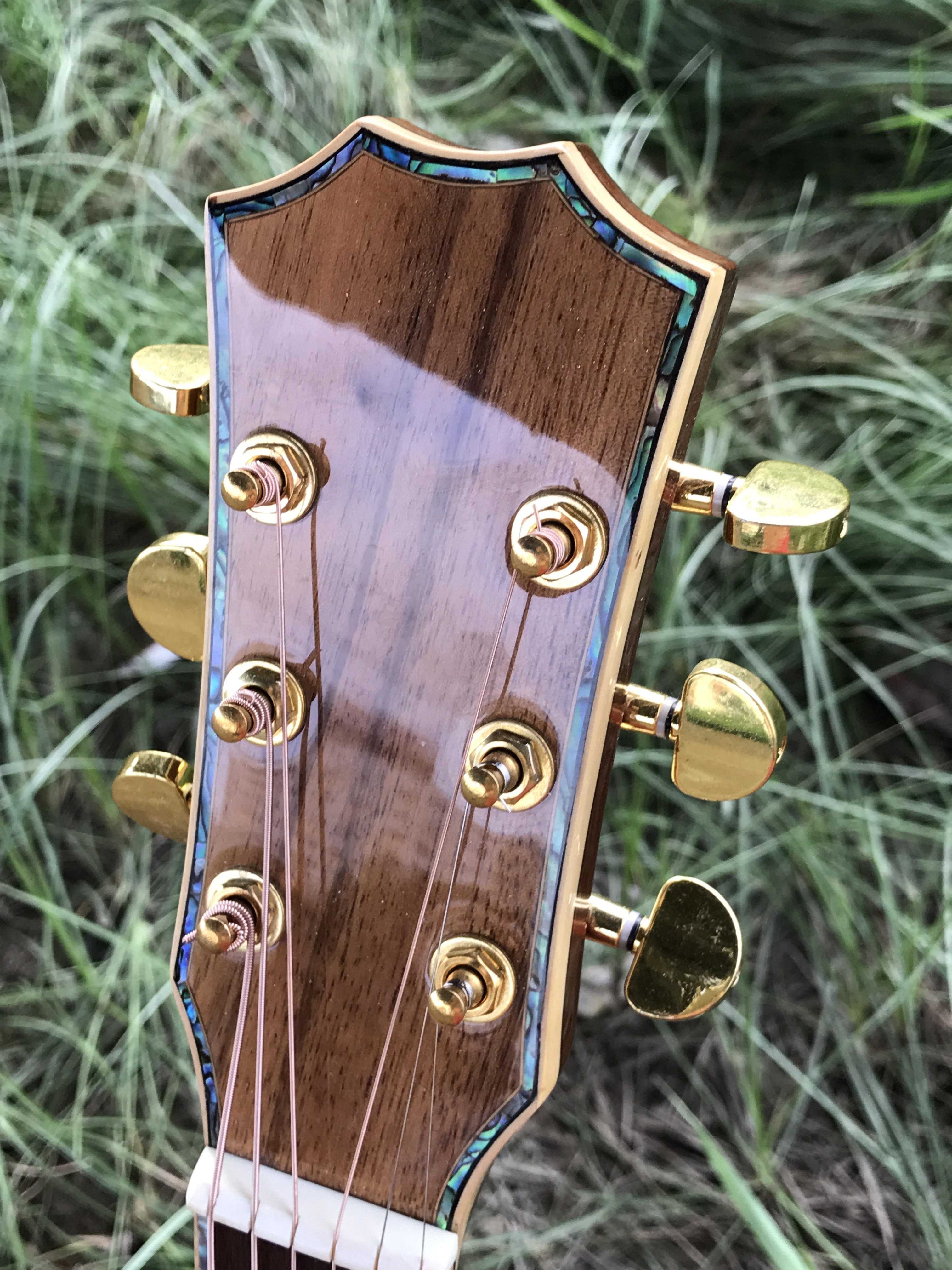 GUITAR ACOUSTIC GỖ KOA MỸ DÁNG D KHUYẾTCẨN XÀ CỪ TUYỆT PHẨM 