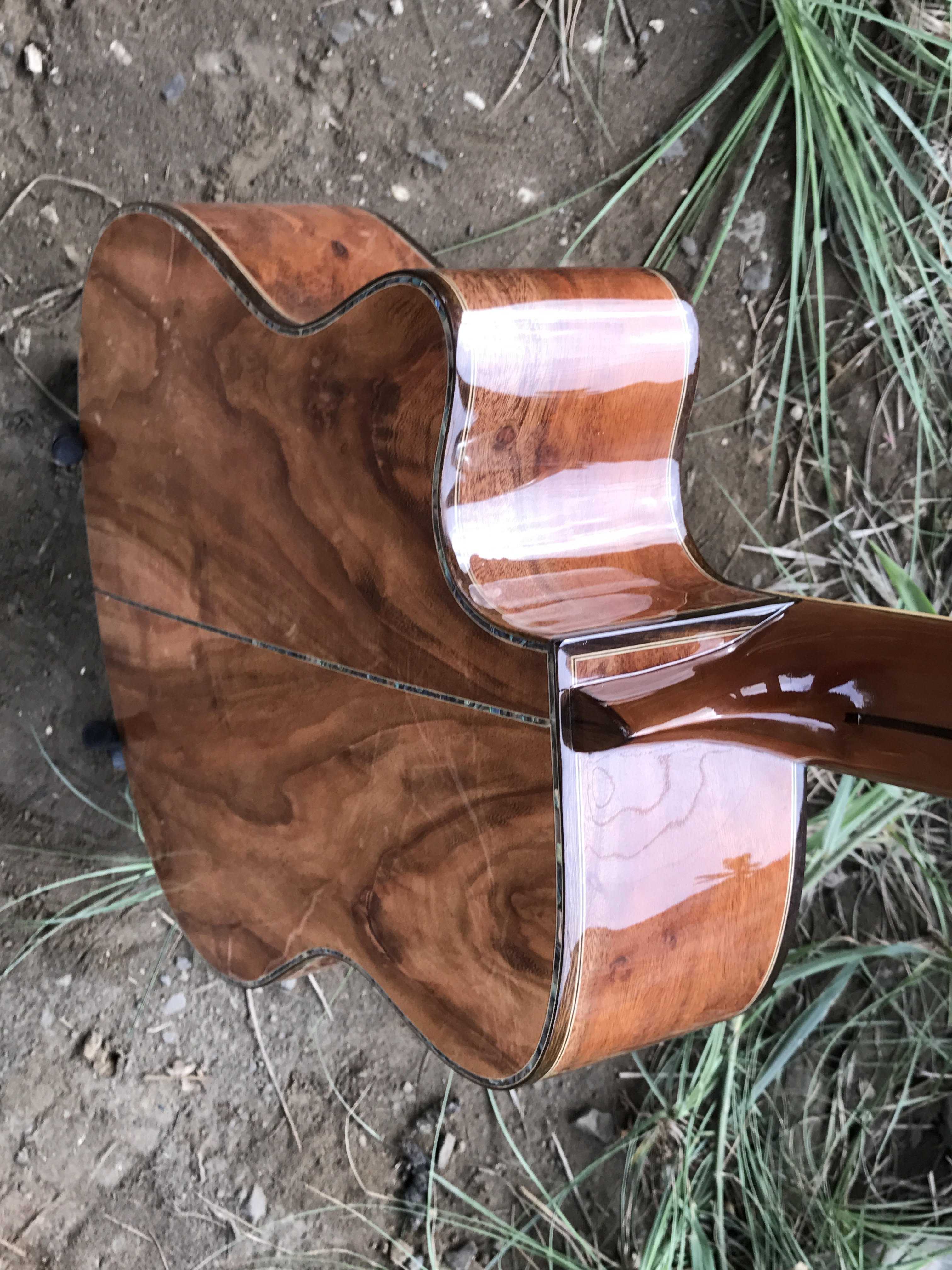 GUITAR ACOUSTIC GỖ KOA MỸ DÁNG D KHUYẾTCẨN XÀ CỪ TUYỆT PHẨM 